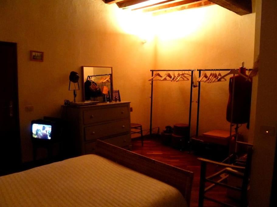 Romantic Apt In San Frediano فلورنس المظهر الخارجي الصورة