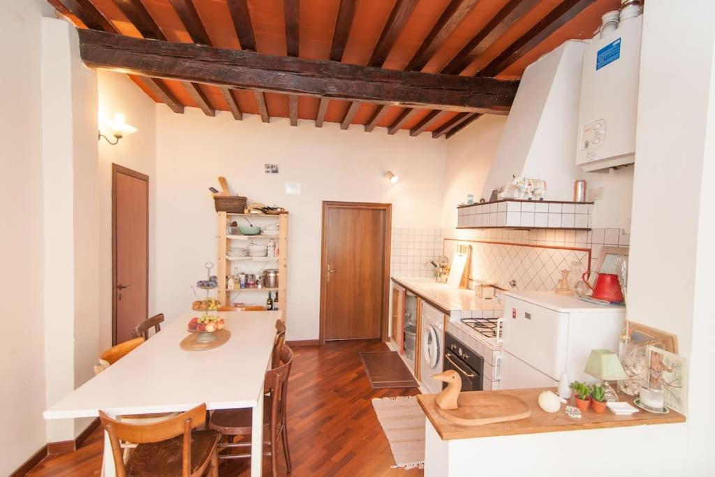 Romantic Apt In San Frediano فلورنس المظهر الخارجي الصورة
